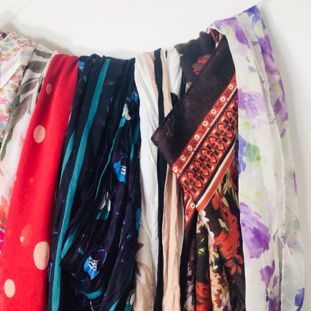 10 Colorful Patterned Scarves Collection - Picture 2 of 6
